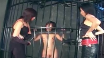 Sadistisches BDSM-Porn entfacht brutale Lust mit qualvollen und intensiven Momenten